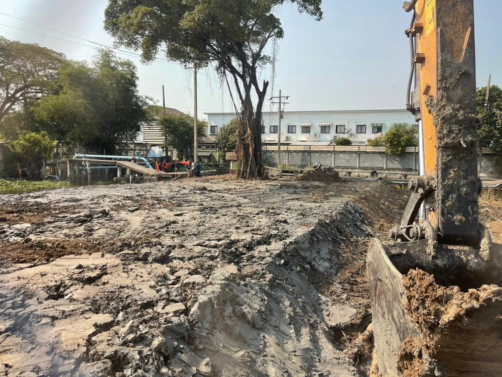 5 - https://ให้เช่าเครื่องจักรก่อสร้าง.com | บริการให้เช่ารถแม็คโคร (PC30, PC60, PC130) และรถหกล้อดั้ม รายวัน/เดือน พร้อมรับเหมางานดินครบวงจร ทั้งขุด ถม เคลียริ่ง ให้บริการในจังหวัดพิษณุโลก พิจิตร อุตรดิด กำแพงเพชร สุโขทัย ประเมินหน้างานฟรี